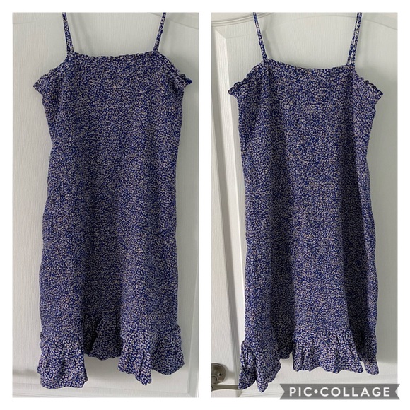 American Eagle Outfitters Dresses & Skirts - American Eagle Outfitters Smocked Dress